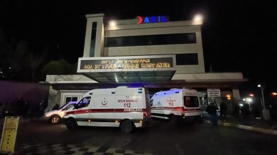 Diyarbakir'da 1 Kisinin Öldügü, 13 Kisinin Yaralandigi Olayda 5 Gözalti