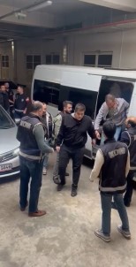 Es Zamanli Silah Kaçakçiligi Operasyonu Açiklamasi 5 Tutuklama