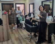 Türk Kadinlarinin Güzellik Tutkusu Engel Tanimiyor