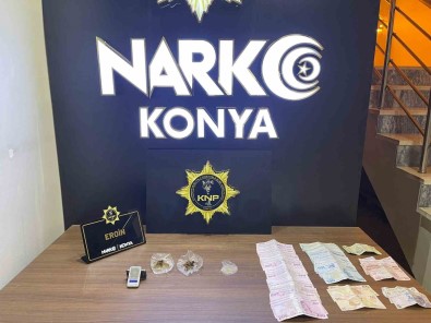 Tuvaletten Eroin, Tirdan 55 Bin Uyusturucu Hap Çikti