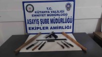Kütahya'da Yaya Devriyelerince 144 Sahis Ve 16 Aracin Sorgusu, GBT Kontrolü Ve Denetimi Yapildi