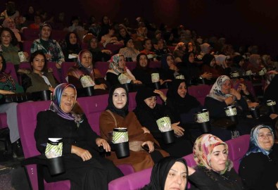 Van Büyüksehir Belediyesi 50 Bin Kadini Sosyal Ve Kültürel Programlarla Bulusturacak