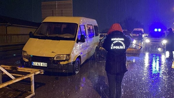 D-100 Karayolu’nda beş araç birbirine girdi: Bir ölü beş yaralı