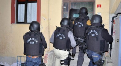 Bakan Yerlikaya duyurdu: 81 ilde eş zamanlı 'Çengel' Operasyonu