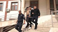 Cadde Ortasinda Husumetlisini Silahla Vurarak Yaralayan Sahis Tutuklandi