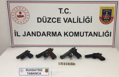 Havaya Ates Ettiler 4 Silahla Yakalandilar