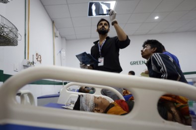 Nepal'deki Depremde Ölü Sayisi 157'Ye Yükseldi