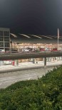 Hamburg Havalimani'nda Silahli Bir Kisi Arabayla Aprona Girdi