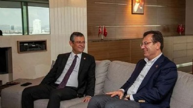 Gitti baba-oğlu geldi abi-kardeş! Özgür Özel'den Ekrem İmamoğlu yorumu: Bizim aramızdaki ilişki kardeşlik ilişkisi