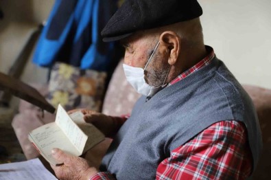 Köyünün 68 Yildir Günlügünü Tutuyor