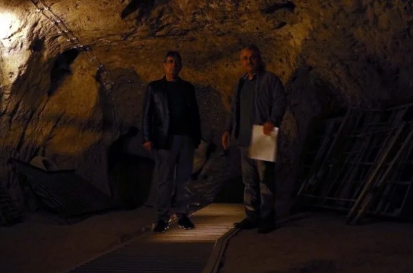 Evinin altında buldu: Tam 2 bin yıllık!