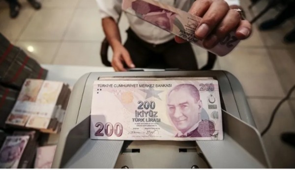 Bakan Işıkhan'dan emekliye zam açıklaması! 2024 Ocak'ta yeni adımlar geliyor