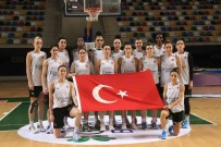 A Milli Kadin Basketbol Takimi'nda Slovakya Maçi Hazirliklari Sürüyor