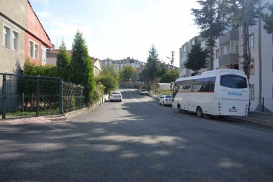 Bozüyük'te Asfaltlama Çalismalari Devam Ediyor