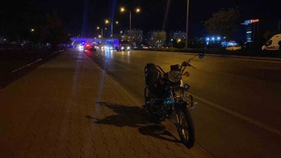 Otomobil Motosiklete Çarpti Açiklamasi 1 Ölü