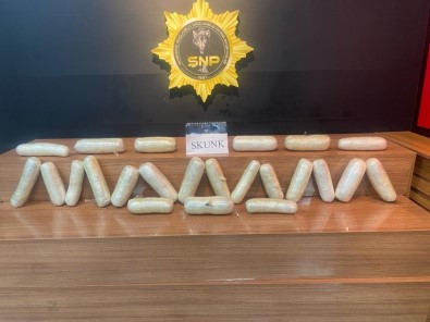 Sanliurfa'da 10 Kilo 450 Gram Uyusturucu Ele Geçirildi