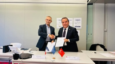 Antalya Büyüksehir Belediyesi'ne 59 Milyon 850 Bin Euro Bütçeli 15 Yil Vadeli Çevre Kredisi