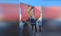 Erzincan'da kaçak göçmen hareketliliği: 35 şüpheli yakalandı, sürücü tutuklandı