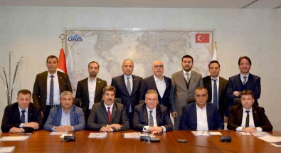 Gaziantep'ten 1 Milyar 495 Milyon Dolarlik Hali Ihraç Edildi