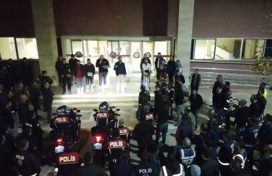 Manisa'da Aranan 71 Sahis Es Zamanli Operasyonlarla Yakalandi