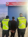 13 Yil Hapis Cezasiyla Aranan Sahsi Jandarma Yakaladi