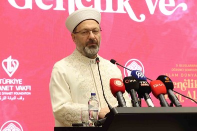 9. Uluslararasi Ögrenci Sempozyumuna Konya Ev Sahipligi Yapiyor