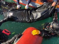 Trabzon'un Besikdüzü Ilçesinde Denizde Kaybolan 2 Ögrenciden Birinin Cansiz Bedeni Bulundu