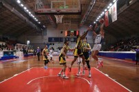Türkiye Basketbol Ligi Açiklamasi Kocaeli BSB Kagitspor Açiklamasi 75 - Fenerbahçe Koleji Novotel Açiklamasi 83
