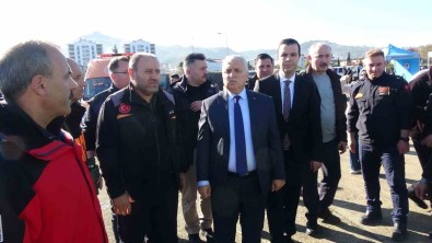 Vali Aziz Yildirim Açiklamasi '(Okul Ve Yurttaki Ihmal Iddialarina Iliskin) Idari Ve Adli Sorusturmalar Var'