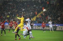 Trendyol Süper Lig Açiklamasi Gaziantep FK Açiklamasi 0 - Trabzonspor Açiklamasi 0 (Ilk Yari)
