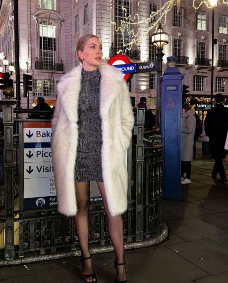 Bergüzar Korel'den 'çorap' çıkışı