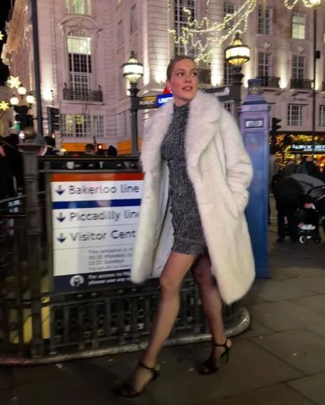 Bergüzar Korel'den 'çorap' çıkışı