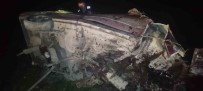 Direksiyon Hakimiyeti Kaybolan Otomobil Takla Atti Açiklamasi 1 Ölü, 1 Yarali