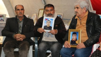 Diyarbakır'da evlat nöbetindeki baba: Oğlumu gönderen kişi cezaevinde