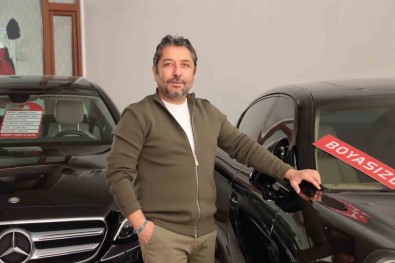 Ikinci El Otomobilde Yaprak Kimildamiyor