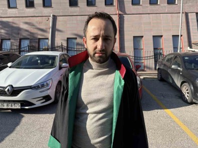 17 Yasindaki Kader Yürük'e Tramvay Yolunda Çarparak Ölümüne Sebep Olan Saniga 6 Yil 10 Ay 15 Gün Ceza Verildi