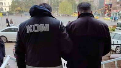 5 Yil 7 Ay Kesinlesmis Hapis Cezasi Bulunan Firari Polise Yakalandi