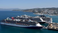 Kusadasi Limani'na 11 Ayda 523 Kruvaziyer Gemi Geldi