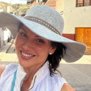 Rus Baskonsoloslugu Devreye Girdi, Anne Ve Kizinin Cenazeleri Alindi