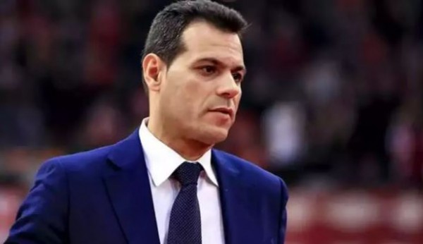 Fenerbahçe'de flaş istifa!