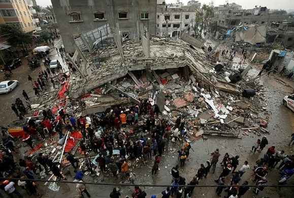 Siyonist İsrail'den savaş suçu itirafı! 'Fosfor bombası kullanıyoruz'