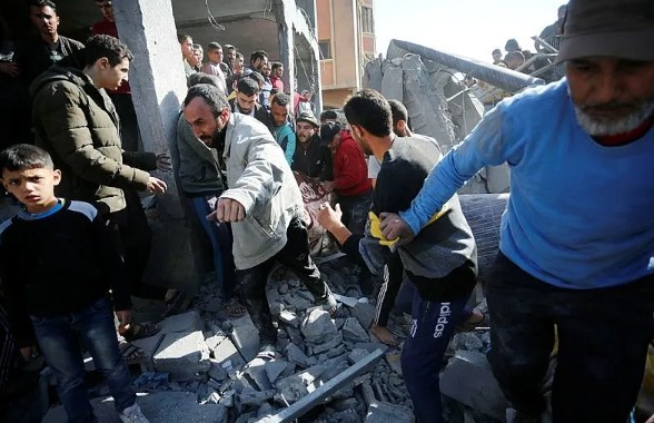 Siyonist İsrail'den savaş suçu itirafı! 'Fosfor bombası kullanıyoruz'