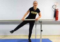 Isviçre'den Gelip Pamukkale'nin Termal Sularinda Sifa Ariyor