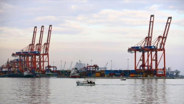 Kartlar yeniden dağıtılacak! Bakan Uraloğlu ticaretin eksenini değiştirecek projeleri açıkladı