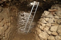 Hafriyat çalışmasında gizli dehliz bulundu! Türk bayrağı dikmek için açmışlardı: Kuyunun dibinde fark ettiler fark ettiler