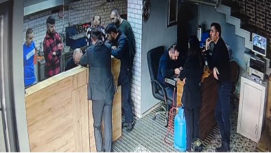 Kuyumculara Sahte Altin Satan Süpheli Yakalandi