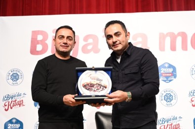 Psikolog Beyhan Budak, Biga Kitap Festivali'ndeydi