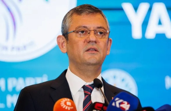 Özgür Özel’in yol arkadaşlarından küstah çağrı: Kürsüden teröristbaşı Öcalan'a selam gönderdiler!