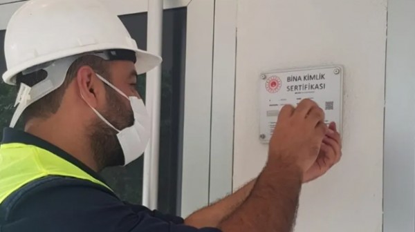 Binalarda kimlik dönemi! Bakan Özhaseki detayları paylaştı: 81 ilde eş zamanlı olarak başlıyor