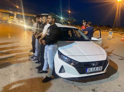 Edirne'de Bin 209 Kaçak Göçmen Ve 35 Süpheli Organizatör Yakalandi